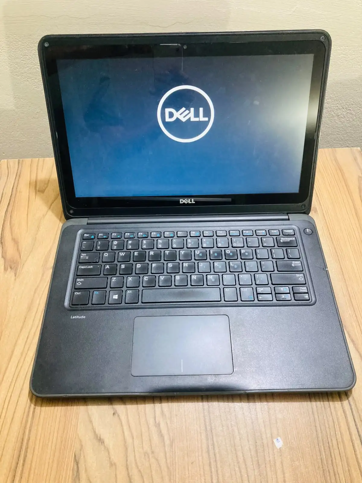 Dell 3380 Core i5 7th Gen Touchscreen Laptop